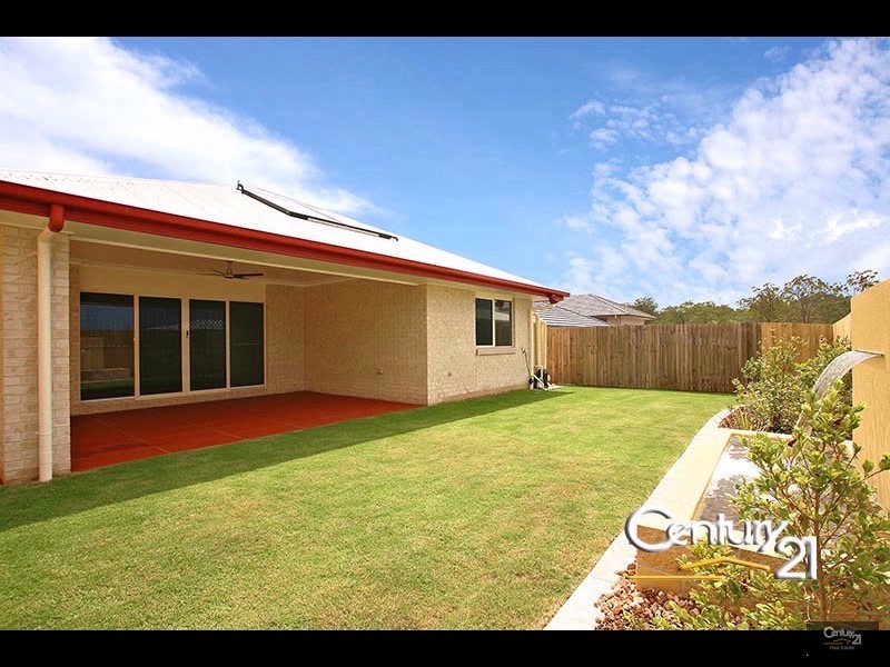 62 Rolland Parade, Warner QLD 4500
