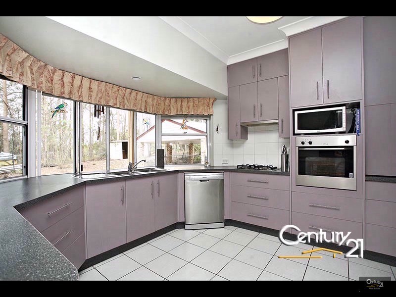 9 Spotted Gum Lane, Cashmere QLD 4500