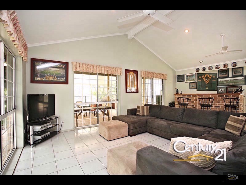 9 Spotted Gum Lane, Cashmere QLD 4500