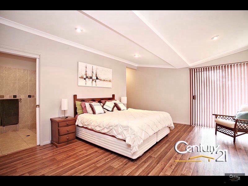 9 Spotted Gum Lane, Cashmere QLD 4500