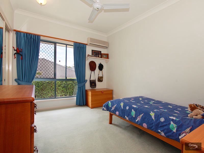 9 Pinehurst Court, Albany Creek QLD 4035