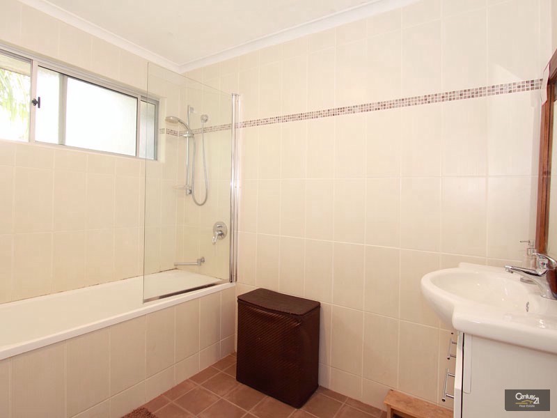 3 Du Kamp Street, Albany Creek QLD 4035