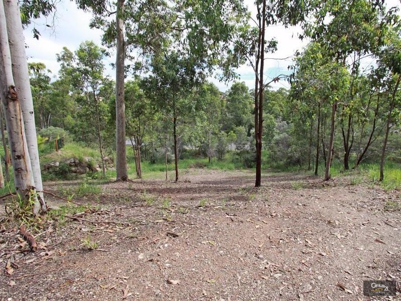 7 Amorosa Court, Eatons Hill QLD 4037