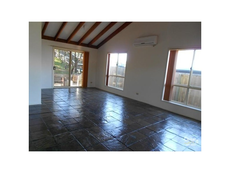 50 Gilford Crescent, Albany Creek QLD 4035