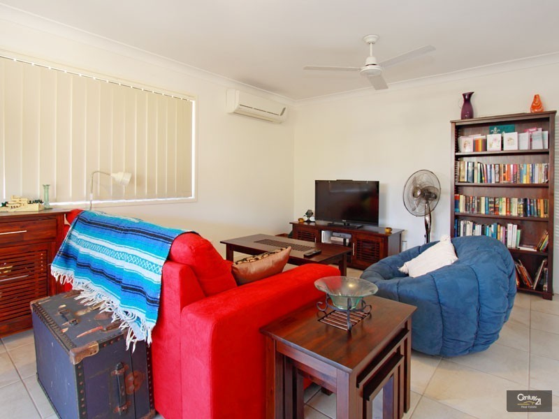 8 Koel Court, Warner QLD 4500