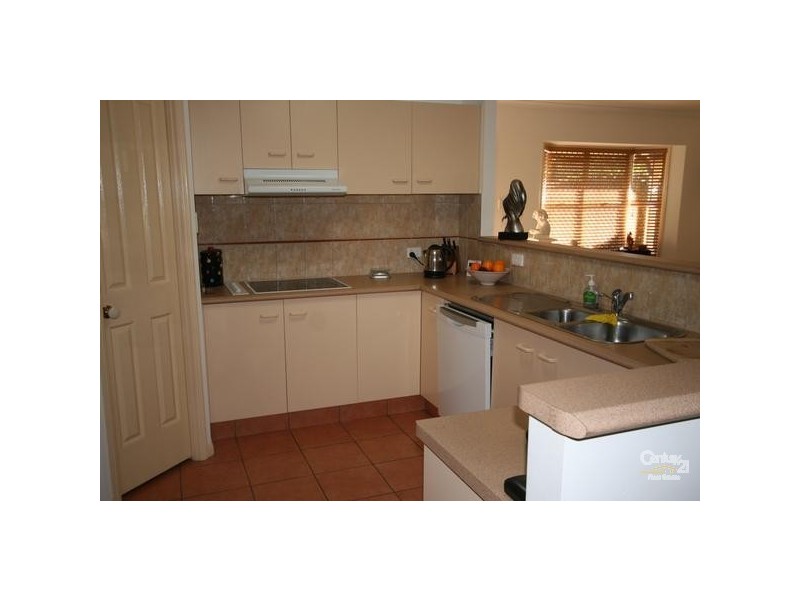 49 Oxford Crescent, Bridgeman Downs QLD 4035