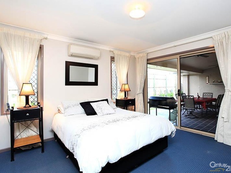 6 Beechwood Place, Warner QLD 4500