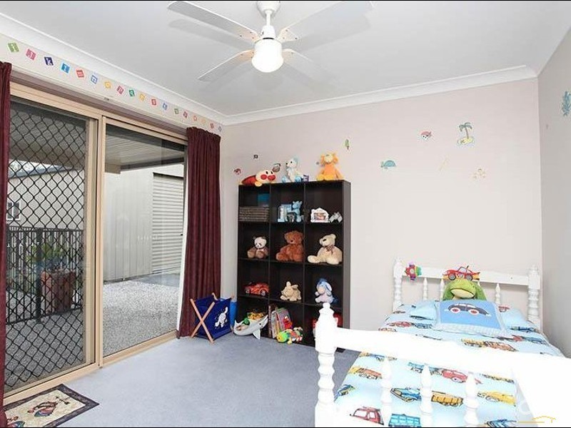 6 Beechwood Place, Warner QLD 4500