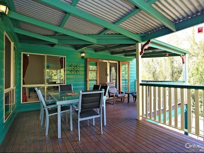 16 Carmody Court, Petrie QLD 4502