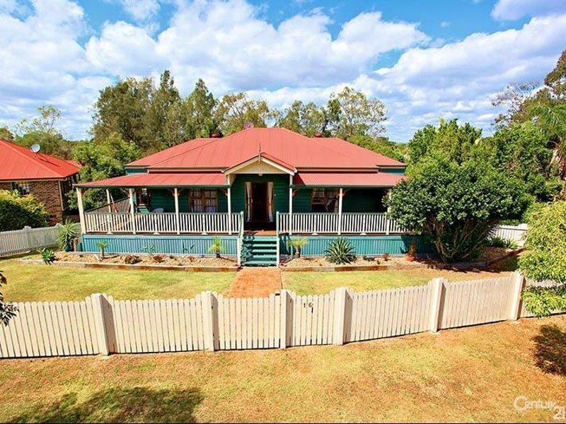 16 Carmody Court, Petrie QLD 4502