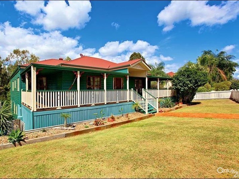 16 Carmody Court, Petrie QLD 4502