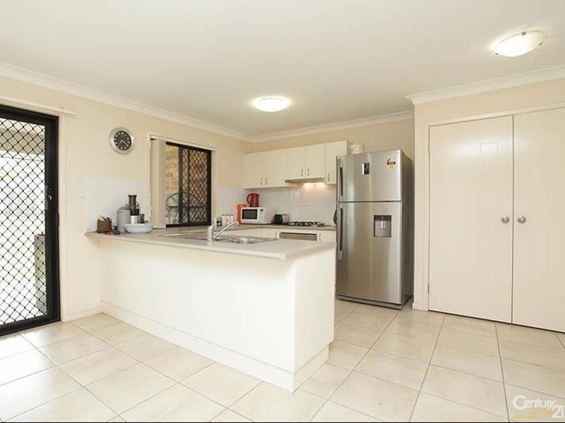 16 James Court, Joyner QLD 4500