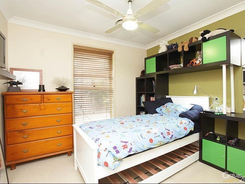 1 Pheasant Court, Cashmere QLD 4500