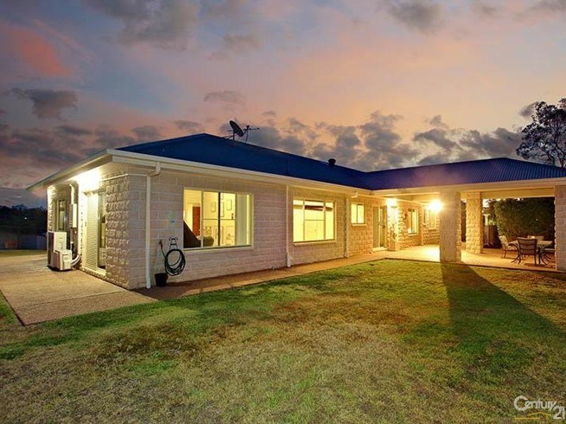 1 Tipuana Place, Cashmere QLD 4500