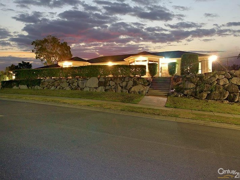 1 Tipuana Place, Cashmere QLD 4500