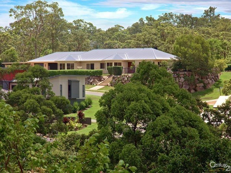 1 Tipuana Place, Cashmere QLD 4500