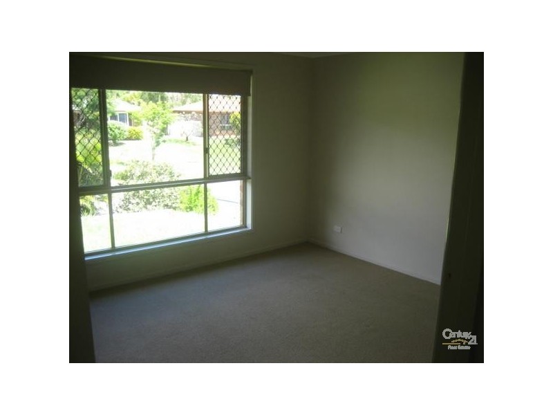 8 Coops Place, Joyner QLD 4500