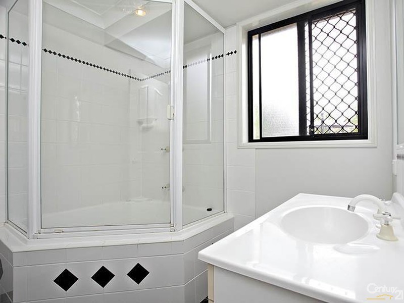 29 Pine Valley Drive, Joyner QLD 4500