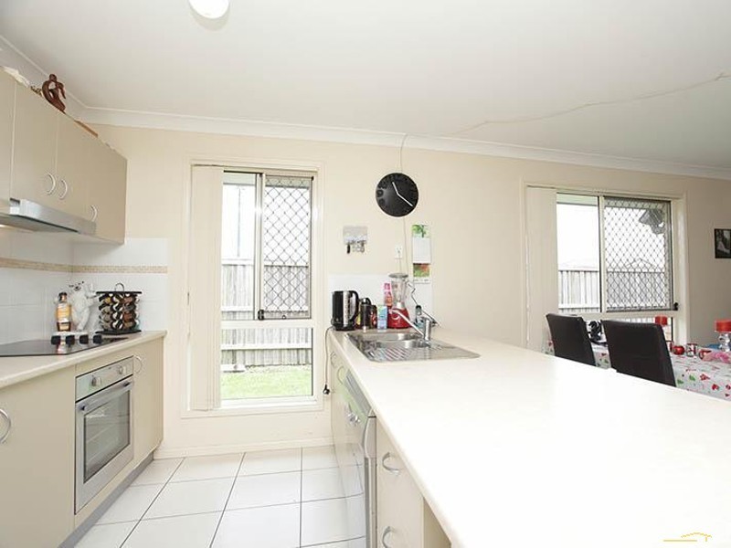 2  Dauntless Lane, Bray Park QLD 4500