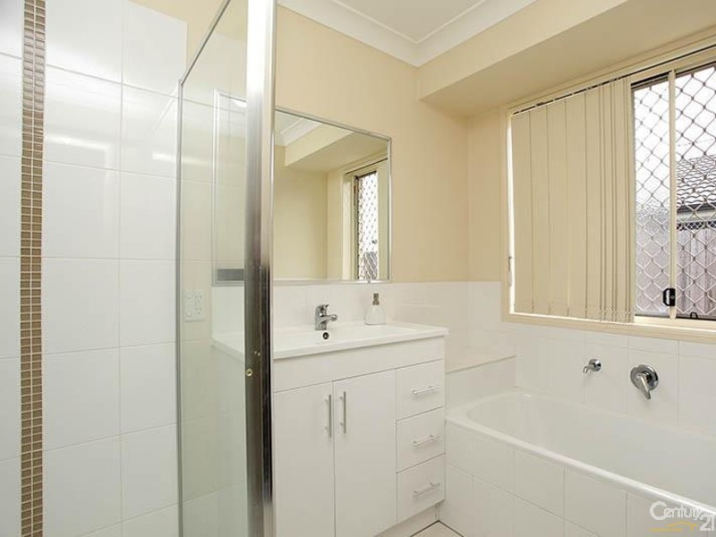 2  Dauntless Lane, Bray Park QLD 4500