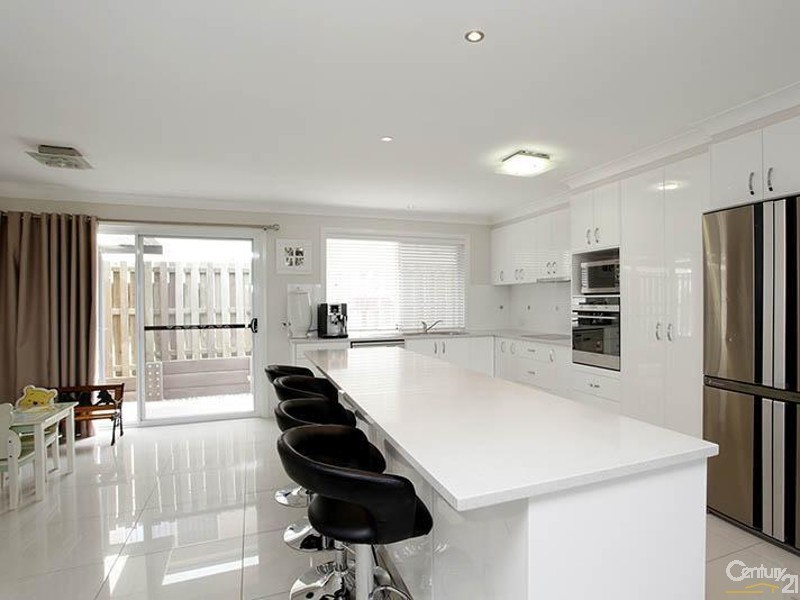 19 Hillary Drive, Warner QLD 4500
