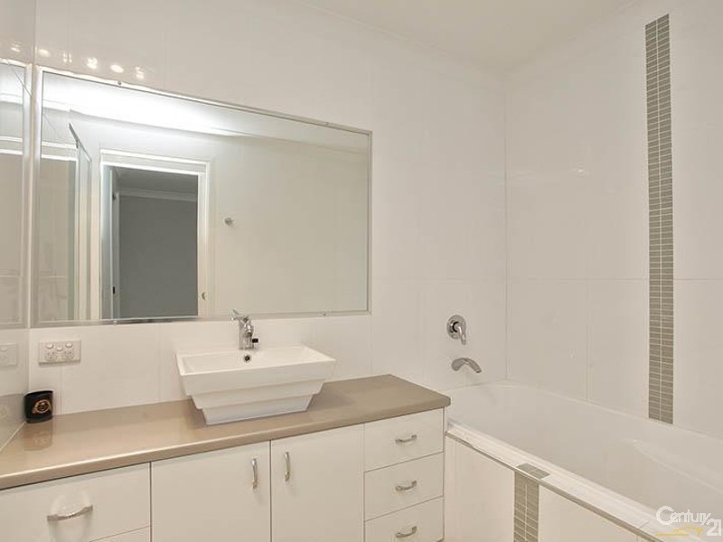19 Hillary Drive, Warner QLD 4500