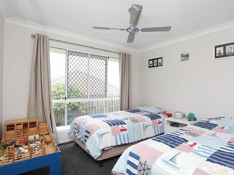 19 Hillary Drive, Warner QLD 4500