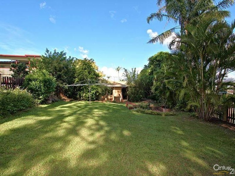 15 Navua Street, Strathpine QLD 4500