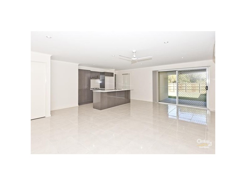 15 Hume Circuit, Warner QLD 4500