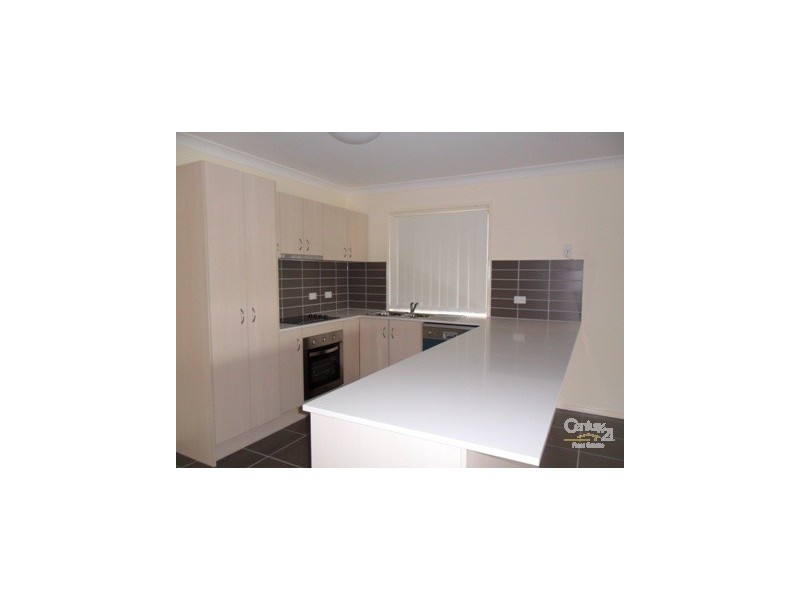 15 Staaten Street, Brassall QLD 4305