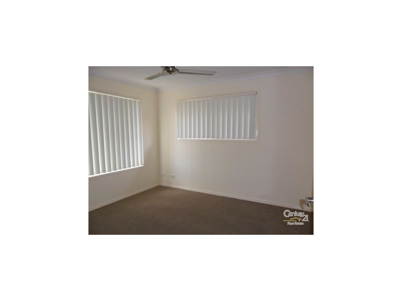 15 Staaten Street, Brassall QLD 4305