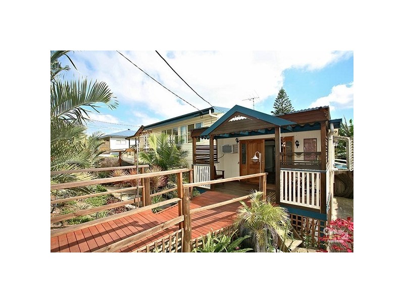 64 Dahlia Street, Cannon Hill QLD 4170