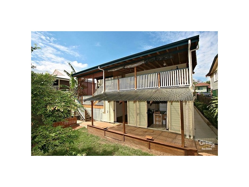 64 Dahlia Street, Cannon Hill QLD 4170