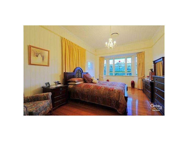 62 Beatrice Street, Hawthorne QLD 4171