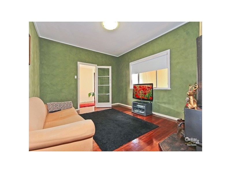 30 Asquith Street, Morningside QLD 4170