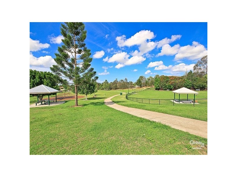 30 Asquith Street, Morningside QLD 4170