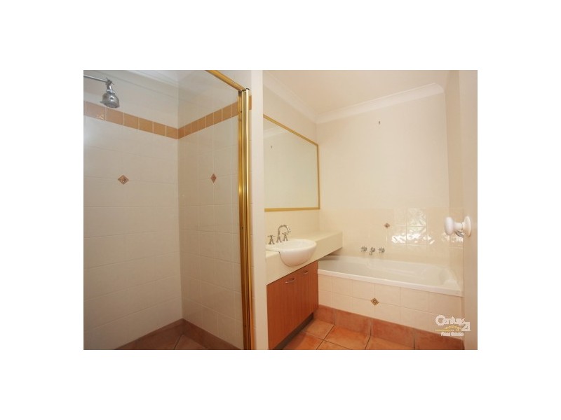 16 Barcoola Place, Twin Waters QLD 4564