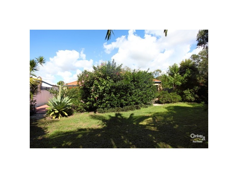 16 Barcoola Place, Twin Waters QLD 4564