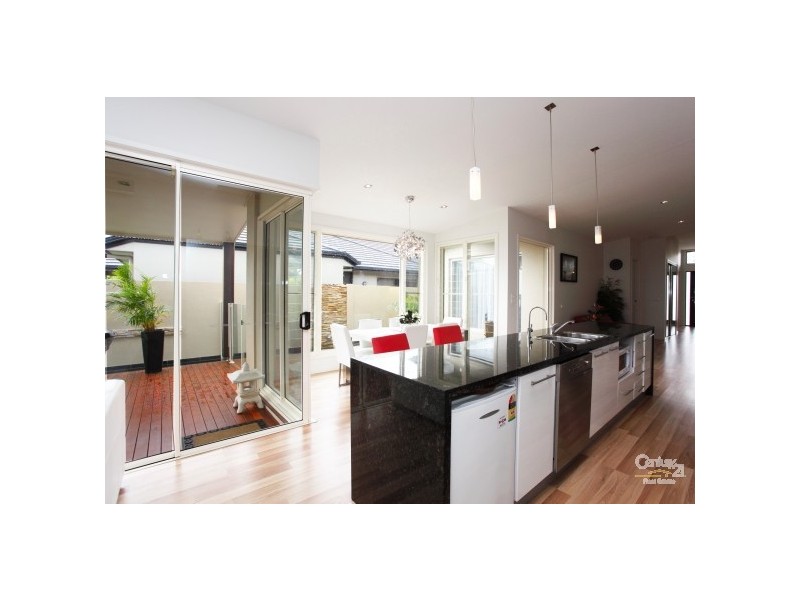 31 Anchorage Circuit, Twin Waters QLD 4564