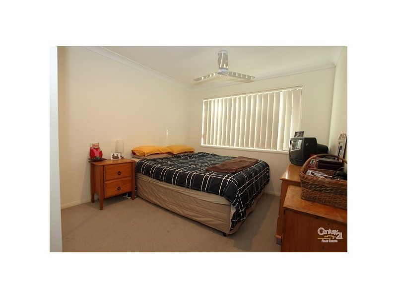 8 Veerings Cresent, Twin Waters QLD 4564