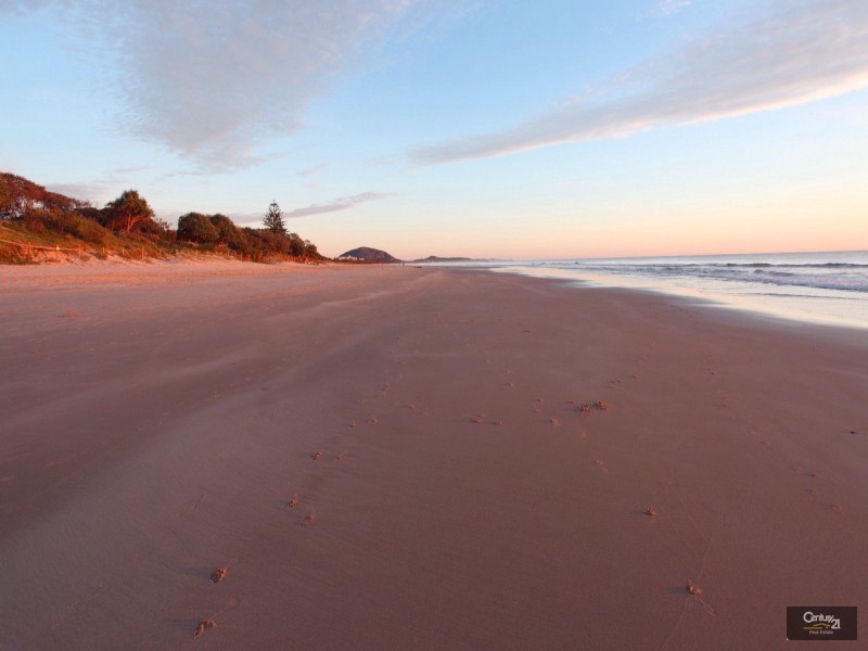 12 Cottonwood St, Mudjimba QLD 4564