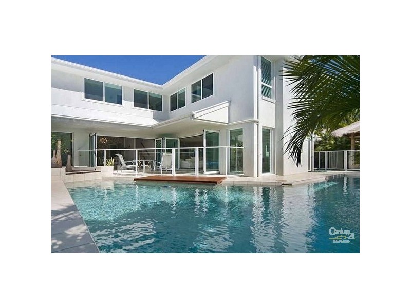 32 Stillwater dve, Twin Waters QLD 4564