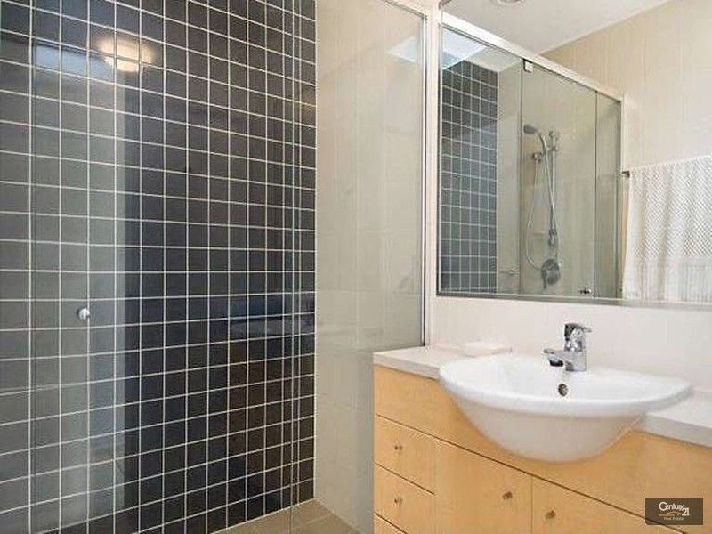 128/80 North Shore Road, Twin Waters QLD 4564