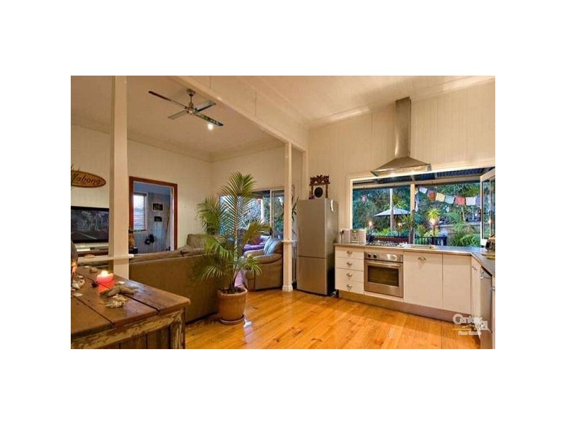 9 RAILWAY ST, Palmwoods QLD 4555