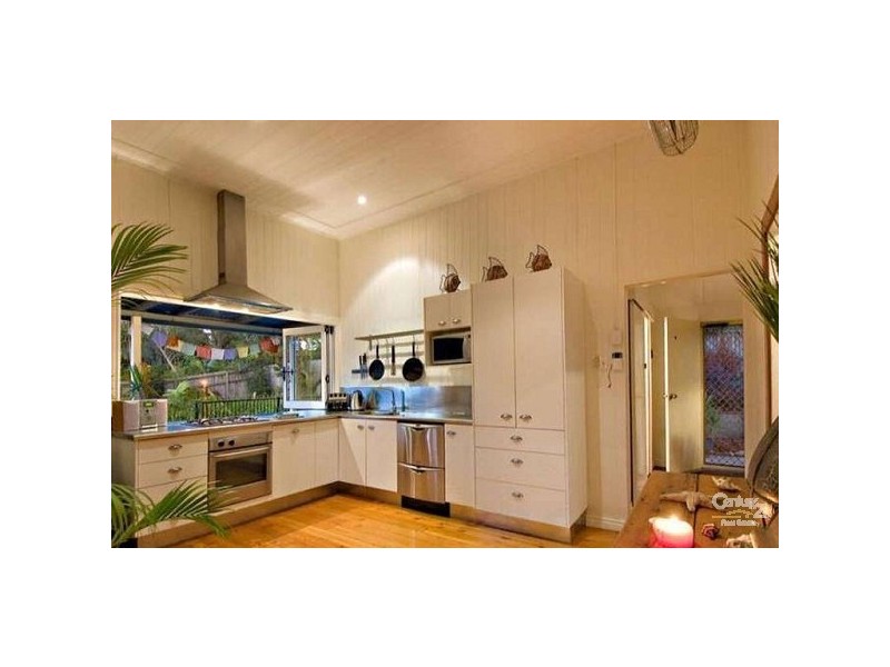9 RAILWAY ST, Palmwoods QLD 4555