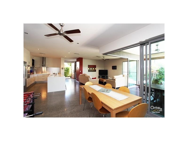 16 Boardrider Crescent, Mount Coolum QLD 4573