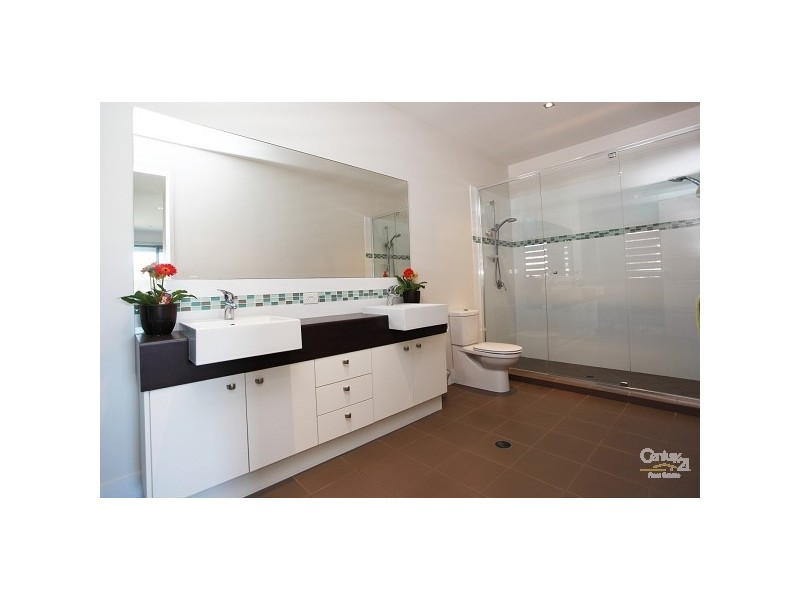 16 Boardrider Crescent, Mount Coolum QLD 4573