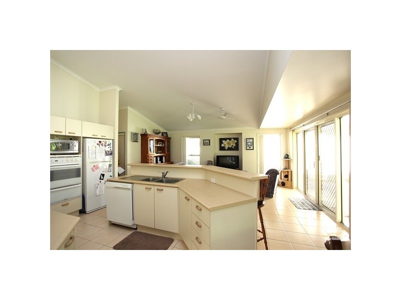 19 Friarbird place, Twin Waters QLD 4564