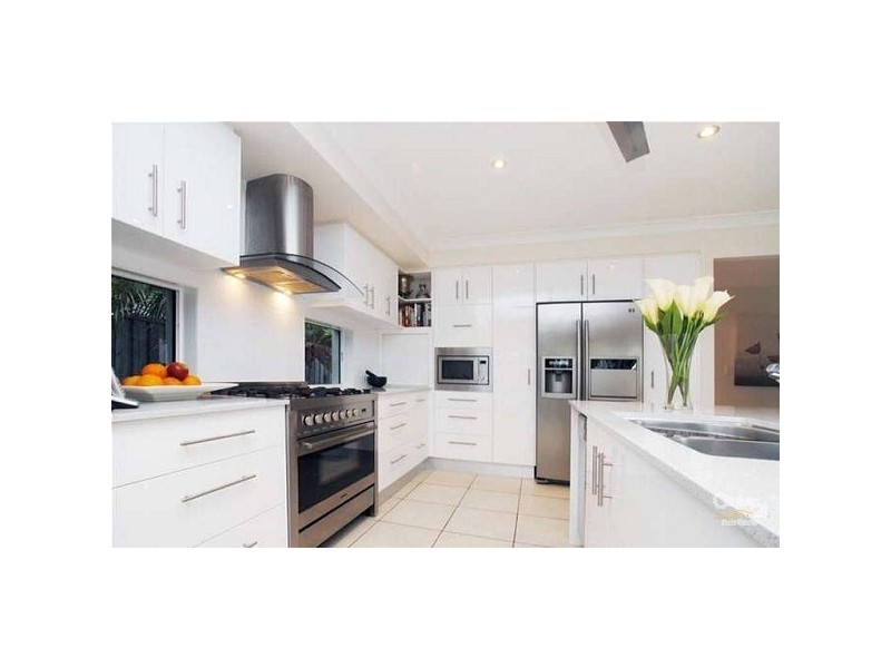 26 Karinya Place, Twin Waters QLD 4564