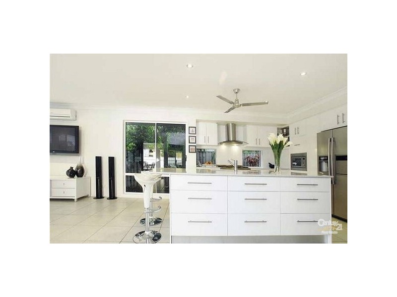 26 Karinya Place, Twin Waters QLD 4564